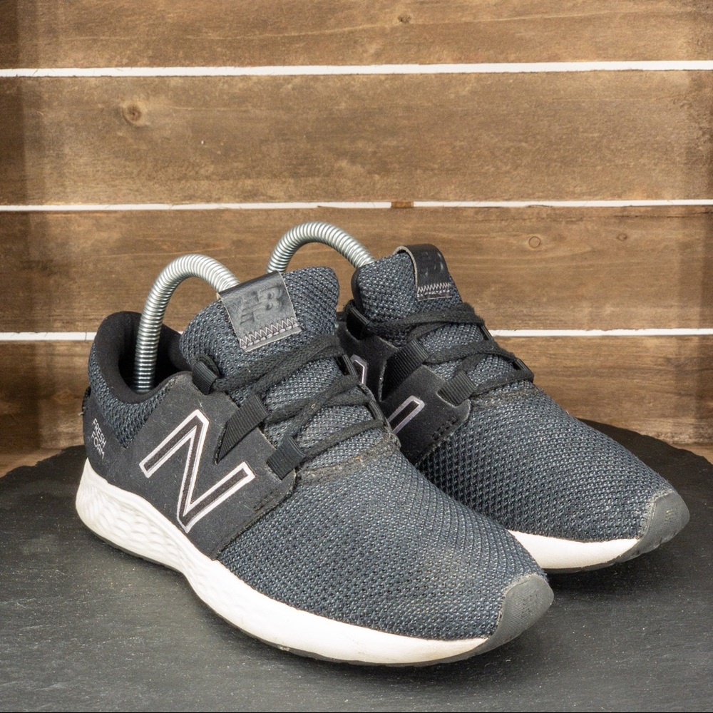 New Balance Fresh Foam Womens Size 6B - Picture 8 of 9